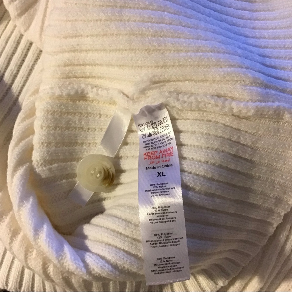PrettyLittleThing Cream Ribbed Button Cardigan 1T 213 - Picture 6 of 8